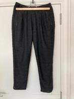 Zwarte damesbroek H&M. Medium. Goede staat, Vêtements | Femmes, Culottes & Pantalons, Trois-quarts, Taille 38/40 (M), Enlèvement ou Envoi