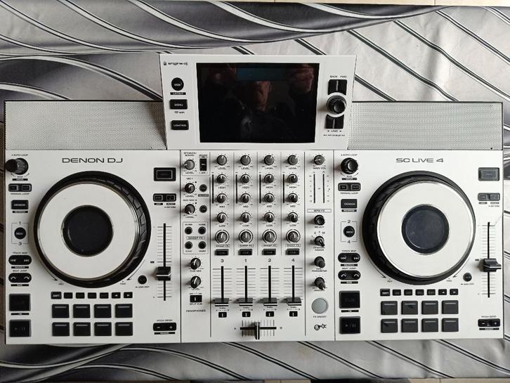 Dj-Controller Denon CS Live 4 Stand Alone, Musique & Instruments, DJ sets & Platines, Comme neuf, DJ-Set, Denon, Enlèvement