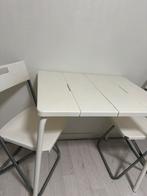 Tafel met opklapbare 2 stoelen, Ophalen, Zo goed als nieuw