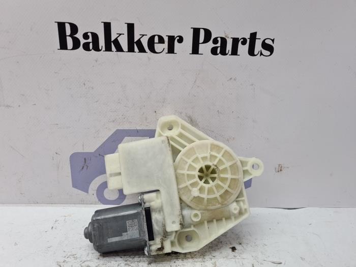 Raammotor Portier van een Skoda Rapid, Auto-onderdelen, Carrosserie, Skoda, Gebruikt, 3 maanden garantie