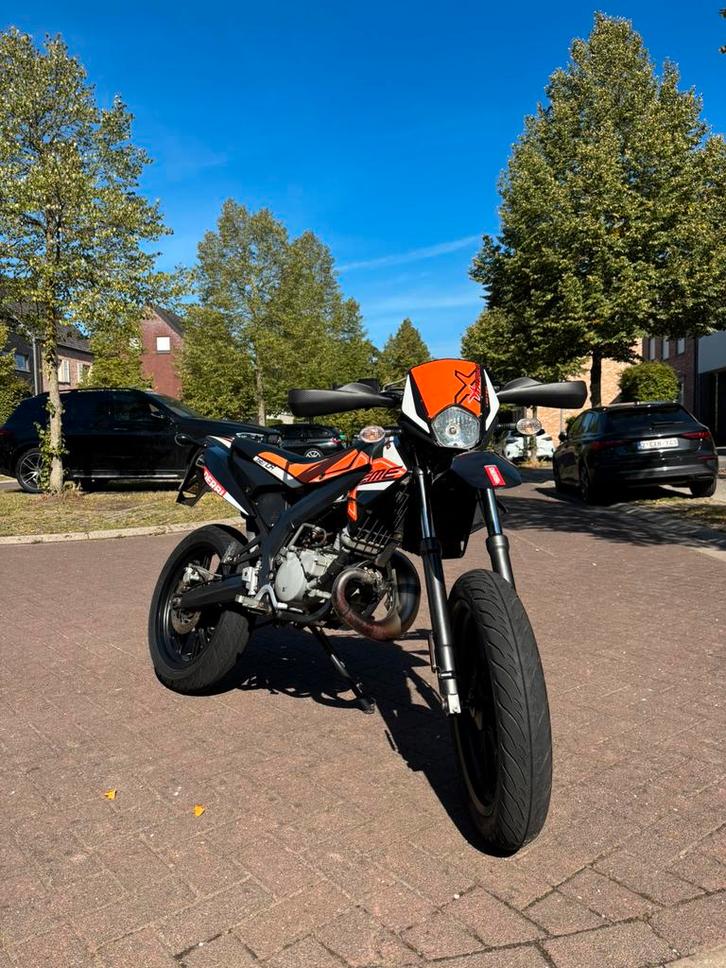 Derbi Senda Xtreme 50cc – 2017, Fietsen en Brommers, Brommers | Derbi, Zo goed als nieuw, Klasse B (45 km/u), Ophalen