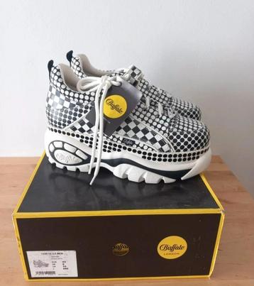 Buffalo RARE 100% leer 43 EU unisex Nieuw  beschikbaar voor biedingen