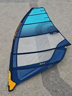 Neilpryde windsurf zeilen, Enlèvement ou Envoi, Utilisé, Voile, Avec sac de transport