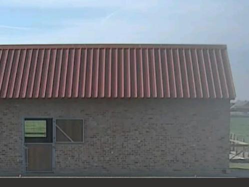 19 m² geïsoleerde dakplaten terracotta kleur nieuw, Doe-het-zelf en Bouw, Dakpannen en Dakbedekking, Nieuw, Dakplaat of Dakpanplaat