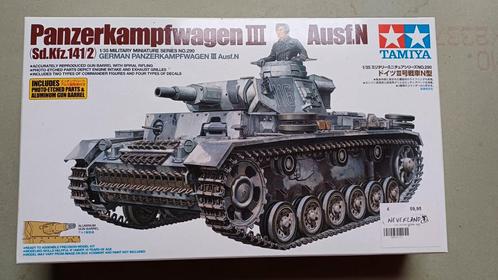 Tamiya Panzerkampfwagen III Ausf N à l'échelle 1/35, Hobby & Loisirs créatifs, Modélisme | Voitures & Véhicules, Neuf, Tank, 1:32 à 1:50