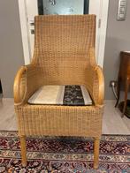 VINTAGE RIETEN FAUTEUIL MET KUSSEN IN PERFECTE STAAT, Huis en Inrichting, Fauteuils, Ophalen, Zo goed als nieuw