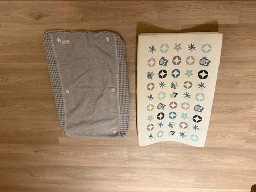 Verzorgingskussen (Koeka hoes) en badring, Kinderen en Baby's, Badjes en Verzorging, Zo goed als nieuw, Ophalen
