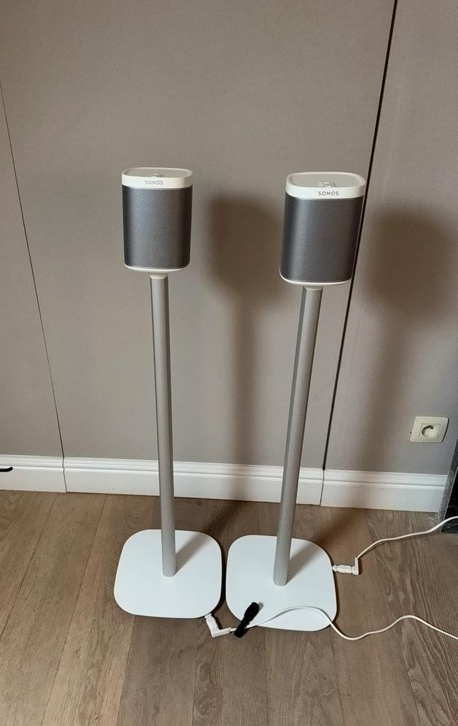 Twee Sonos play one luidsprekers met statief, Audio, Tv en Foto, Luidsprekerboxen, Sonos, Ophalen