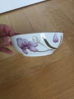 Royal Copenhagen Flora Bowl (14 cm/50 cl) - Iris - Nieuw, Antiek en Kunst, Antiek | Keramiek en Aardewerk, Ophalen of Verzenden