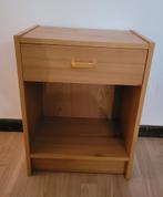 Nachtkastje van gebleekt eikenhout 40x30x55 LxBxH, Ophalen, Zo goed als nieuw
