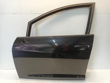 PORTIER LINKS VOOR Seat Ibiza ST (6J8) (01-2010/07-2016) beschikbaar voor biedingen