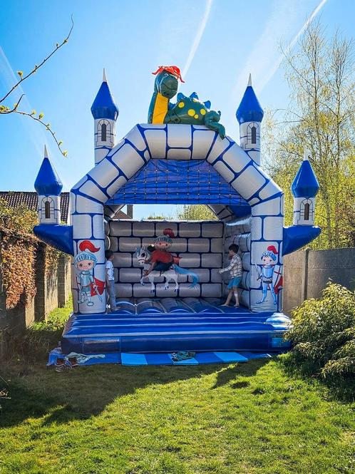 Springkasteel "Ridder" te huur, Hobby en Vrije tijd, Feestartikelen, Ophalen