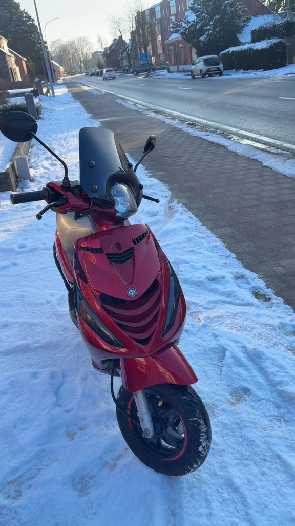 Piaggio zip 70cc a klasse, Fietsen en Brommers, Scooters | Piaggio, Zo goed als nieuw, Zip, Klasse A (25 km/u), Elektrisch, Ophalen
