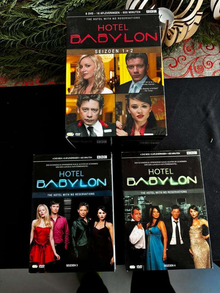 Hotel Babylon seizoen 1 t/m 4, CD & DVD, DVD | TV & Séries télévisées, Comme neuf, Drame, Coffret, À partir de 12 ans, Enlèvement ou Envoi