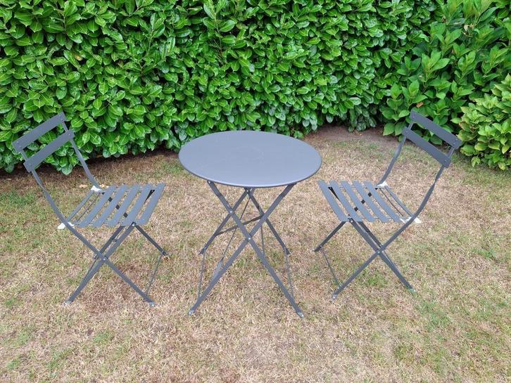 Gezellig metalen tuintafeltje met 2 stoelen, Tuin en Terras, Tuinsets en Loungesets, Gebruikt, Tuinset, Overige materialen, 2 zitplaatsen