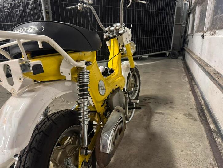 Honda Chaly CF50, Fietsen en Brommers, Brommers | Oldtimers, Ophalen