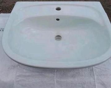 Witte keramische spoelbak perfecte staat 64/47cm/23cm LxBxH beschikbaar voor biedingen