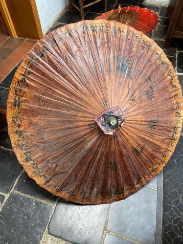2 Thaise parasols  beschikbaar voor biedingen