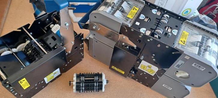 Bill to Bill 300 ----Suzohapp ----2stuks____ prima staat, Zakelijke goederen, Kantoor en Winkelinrichting | Onderdelen, Ophalen of Verzenden