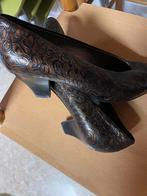 Dames pumps M/ 37, Ophalen of Verzenden, Zo goed als nieuw, Bruin, Pumps