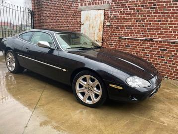 Jaguar XK8 BJ200 voor wisselstukken beschikbaar voor biedingen