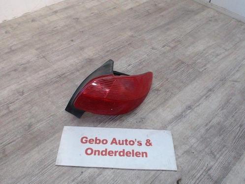 ACHTERLICHT RECHTS Peugeot 206 (2A / C/H/J/S), Auto-onderdelen, Verlichting, Peugeot, Gebruikt