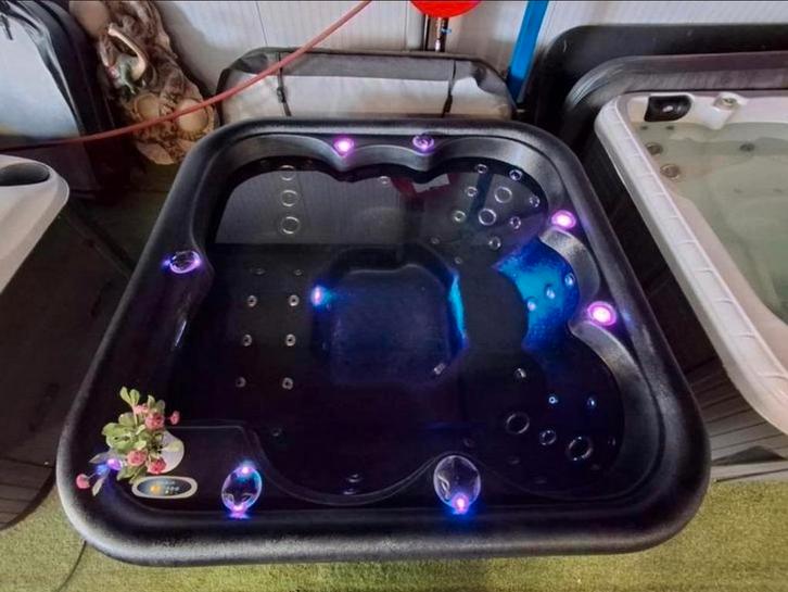 MAGNIFIQUE JACUZZI || LE PLUS GRAND SHOWROOM DU BENELUX, Jardin & Terrasse, Bains à remous et Spas, Filtre, Enlèvement ou Envoi