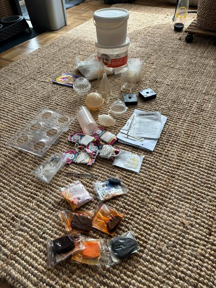 Groot pakket om zelf kaarsen te maken, Hobby en Vrije tijd, Knutselen, Zo goed als nieuw, Ophalen