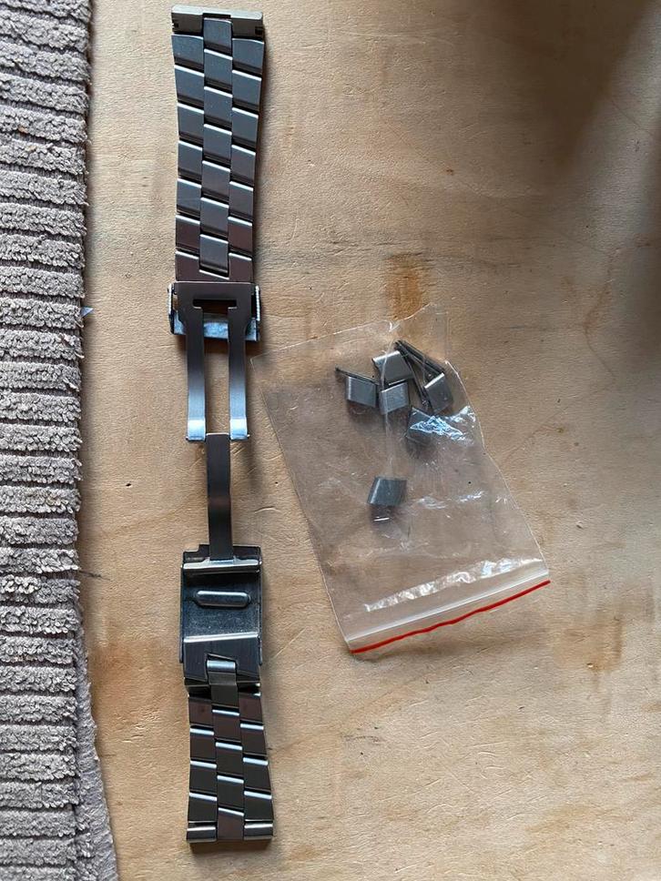 Horloge stalen band 24mm, Handtassen en Accessoires, Sporthorloges, Zo goed als nieuw, Verzenden