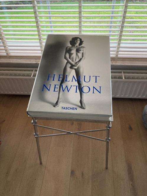 Extreme Limited edition 00325 - Helmut Newton xxxl "Sumo", Livres, Art & Culture | Photographie & Design, Comme neuf, Photographes