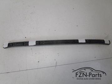 VW Caddy 2K5 Schuim Bumperbalk Voorzijde Lip 2K5805083A