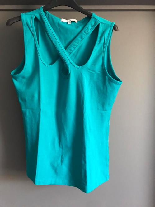 Groen topje Lola Liza, Kleding | Dames, Topjes, Gedragen, Maat 38/40 (M), Groen, Ophalen of Verzenden