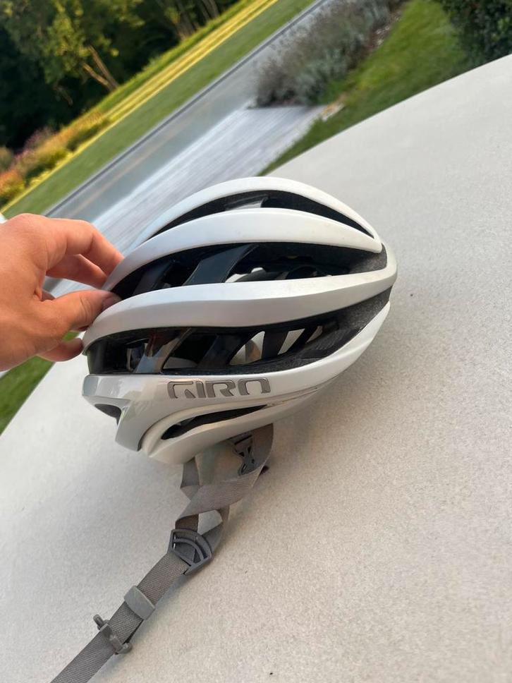 Girohelm, perfecte staat, wit, fietshelm, Fietsen en Brommers, Fietsaccessoires | Fietshelmen, Zo goed als nieuw, Ophalen of Verzenden