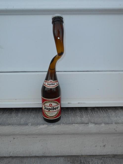 jupiler: uitgerekte fles met gedraaide hals jaartal? (vintag, Verzamelen, Biermerken, Gebruikt, Flesje(s), Jupiler, Ophalen of Verzenden