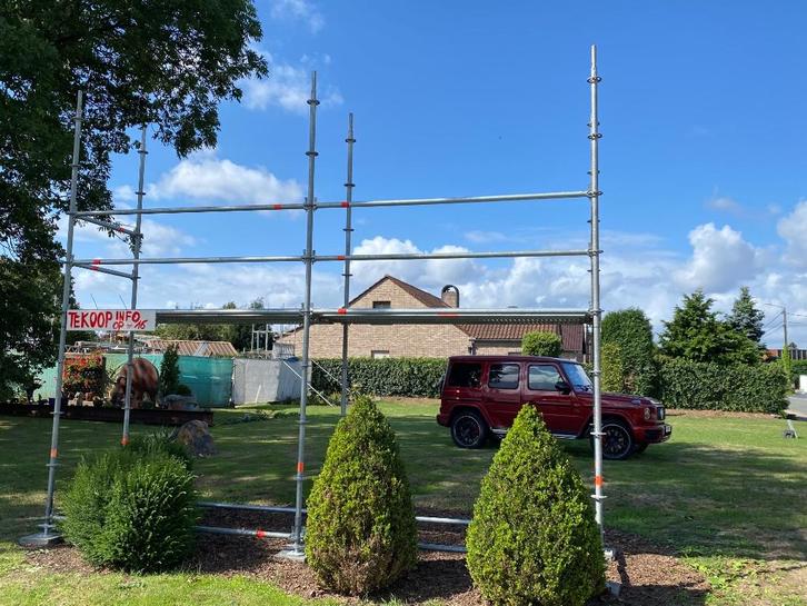 Steigers Layher AR, Doe-het-zelf en Bouw, Steigers, Zo goed als nieuw, Gevelsteiger, 5 meter of hoger, Ophalen