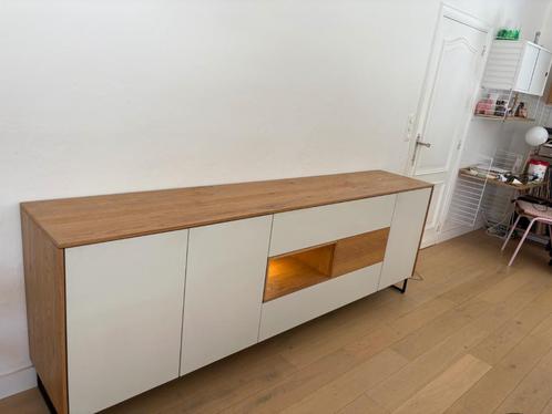 Xooon dressoir 240 cm met led 2jaar oud., Huis en Inrichting, Kasten | Dressoirs, Zo goed als nieuw, 200 cm of meer, 25 tot 50 cm