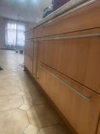 Een centraal eiland dat moet worden ontmanteld en gedoneerd, Huis en Inrichting, Keuken | Complete keukens, Ophalen, Gebruikt