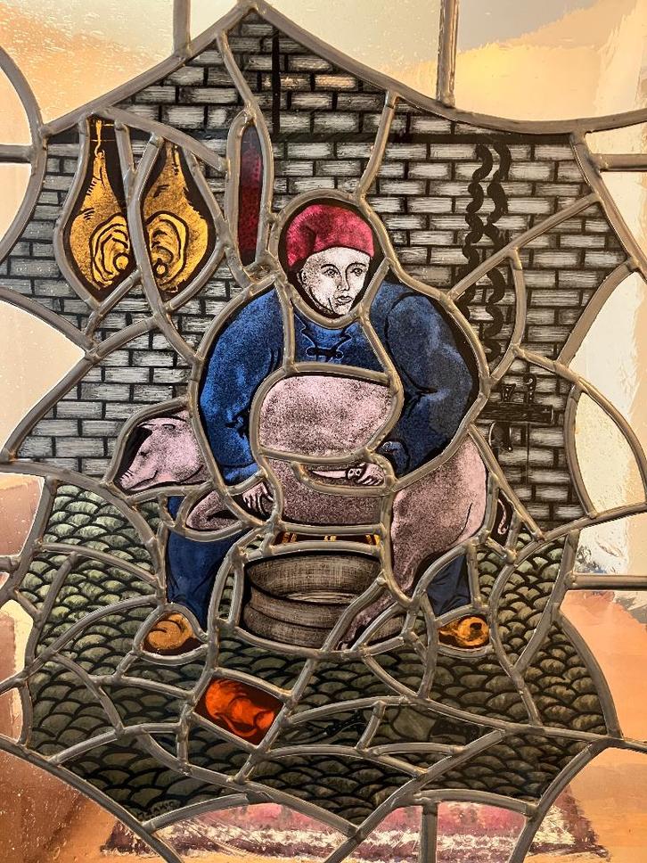 Kunstig uitgewerkt glas in lood met afbeelding slager, Doe-het-zelf en Bouw, Glas en Ramen, Gebruikt, Overige typen, Minder dan 80 cm