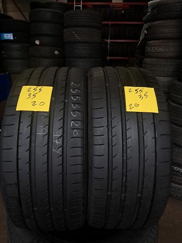 255/35/20 2553520 255/35R20 été Yokohama  disponible aux enchères