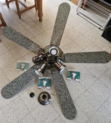 Plafondventilator Listed groot vintage beschikbaar voor biedingen