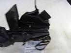 PORTIERSLOT RECHTS VOOR Ford Focus 3 Wagon (BM5AA21812BH), Gebruikt, Rechts, Ford