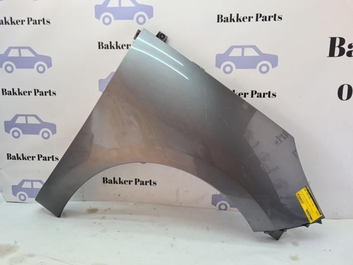 Aile avant droite d'un Renault Grand Scenic (TEKNG), Autos : Pièces & Accessoires, Carrosserie & Tôlerie, Renault, Utilisé, 3 mois de garantie