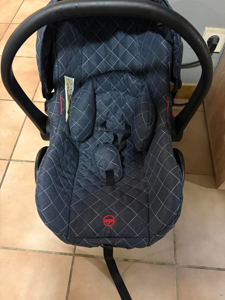 Maxi cosi, Kinderen en Baby's, Wipstoeltjes, Ophalen, Zo goed als nieuw