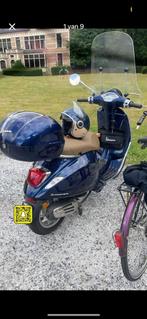 Vespa primavera bklasse lage km stand, Fietsen en Brommers, Ophalen, Zo goed als nieuw, Vespa