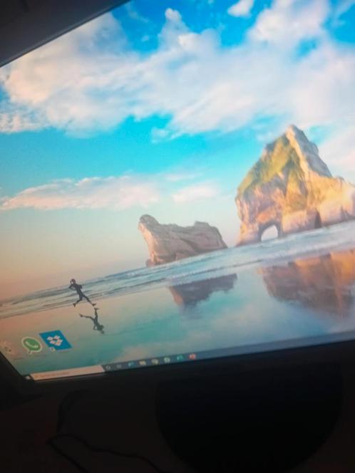 Desktop PC., Computers en Software, Desktop Pc's, Gebruikt, 2 tot 3 Ghz, HDD, 8 GB, Met monitor, Ophalen