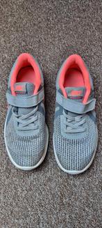 Nike sneakers grijs met roze maat 35, Ophalen, Gebruikt, Nike