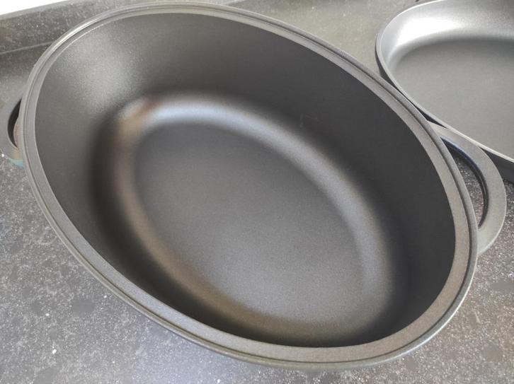 Cocotte en fonte ( 6 litres ), Huis en Inrichting, Keuken | Potten en Pannen, Kookpan of Snelkookpan, Gietijzer, Inductieplaat