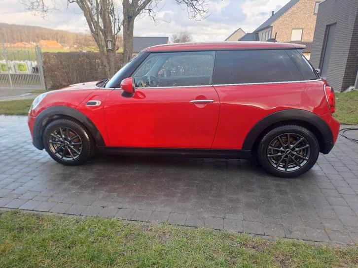 Mini 2019 met 72000 km 102 pk topstaat, Auto's, Mini, Particulier, Bluetooth, Benzine, Euro 6, Handgeschakeld, Voorwielaandrijving