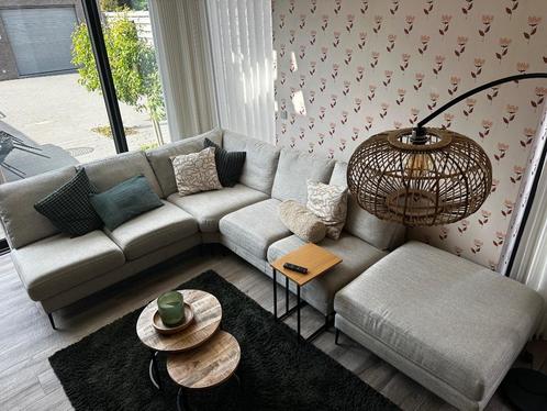 Hoek zetel met poef in beige, Huis en Inrichting, Zetels | Voetbanken en poefs, Gebruikt, 75 tot 100 cm, 125 cm of meer, Overige vormen