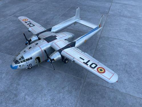Grande maquette Fairshild Flying Boxer C-119G, Verzamelen, Luchtvaart en Vliegtuigspotten, Zo goed als nieuw, Ophalen